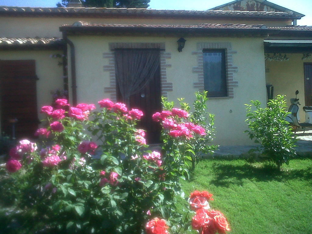 Agriturismo Podere Micitto Usi Екстер'єр фото