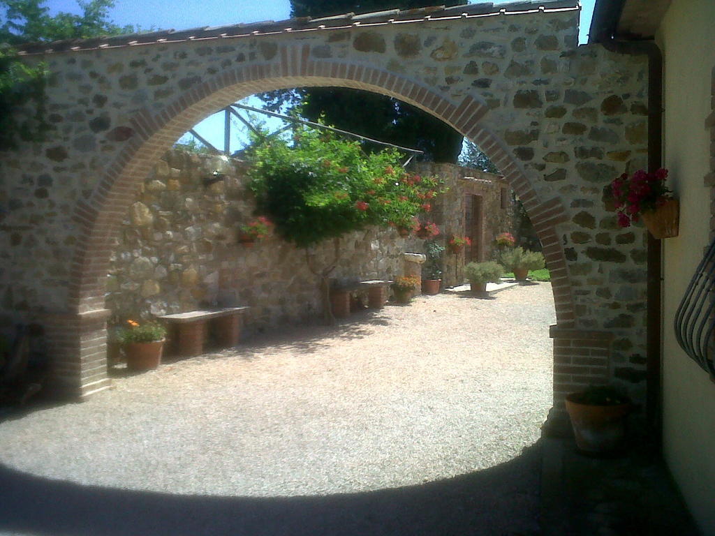 Agriturismo Podere Micitto Usi Екстер'єр фото